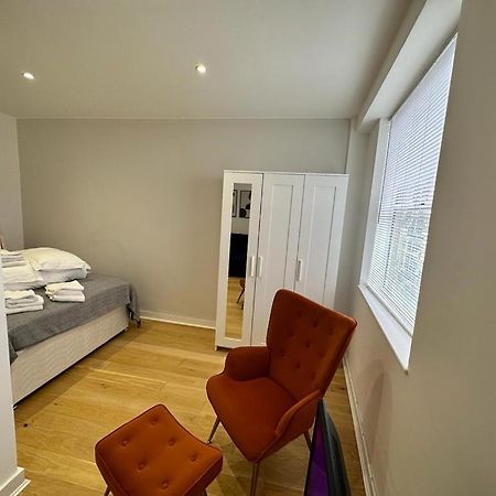 2A Soho Studios By Indigo Flats Sleeps 4 Londýn Exteriér fotografie